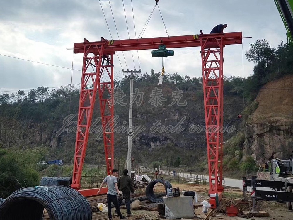 提梁起重機(jī)